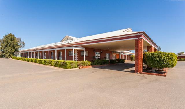 The Kidman Wayside Inn Гриффит Экстерьер фото