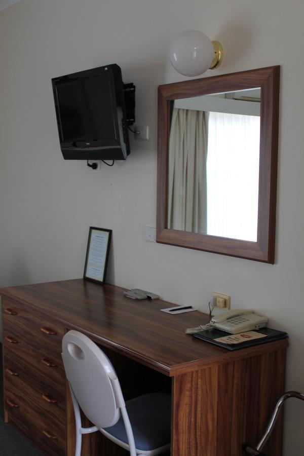 The Kidman Wayside Inn Гриффит Экстерьер фото