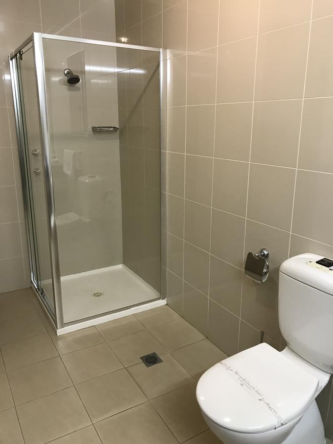 The Kidman Wayside Inn Гриффит Экстерьер фото